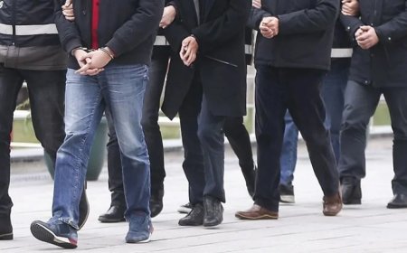Pendik'te Türk bayrağını yakan şüpheli için 3 yıl hapis istendi