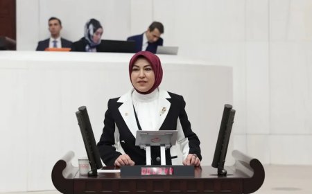 AK Parti Sivas Milletvekili Rukiye Toy: 'Cumhurbaşkanı Erdoğan dünya lideridir'