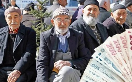 En Düşük Emekli Maaşı 14 Bin 469 TL'ye Çıkarıldı