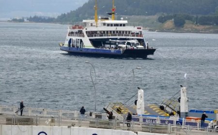 Marmara'da Fırtına: Deniz Ulaşımında Seferler İptal Edildi