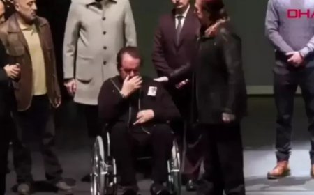 İbrahim Tatlıses’ten Gözyaşlarıyla Veda: ‘Ferdi Tayfur Arabesk Müziğin Prensiydi’