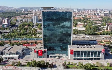 Ankara Büyükşehir Belediyesi'ndeki Çift Maaş Skandalı: “Ankaralı’nın Parası Yandaşa Akıyor”