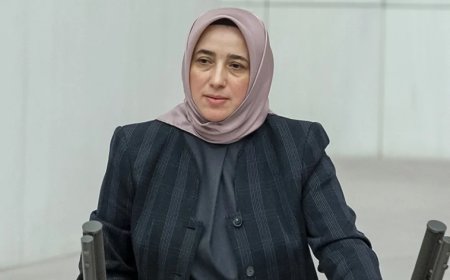 AK Partili Özlem Zengin: 'Adalete muhalif hiçbir davranışım olmadı, olamaz'
