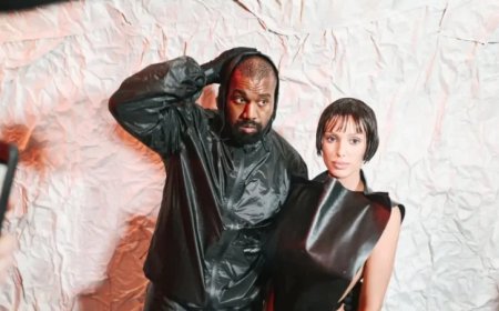 Kanye West, gamalı haç baskılı tişört satışını başlatınca Shopify mağazasını kapattı