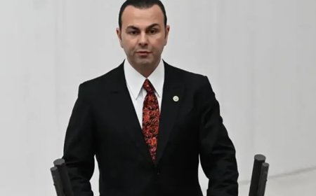 AK Parti İstanbul Milletvekili Seyithan İzsiz: 'Spor Dostluk ve Kardeşliktir, Elâzığspor-Vanspor Olayı Kınıyoruz'