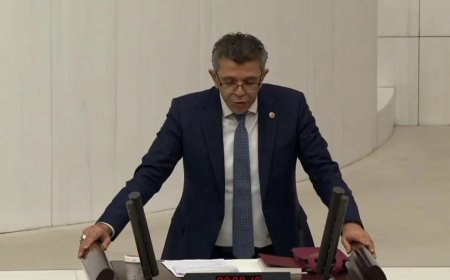 İYİ Partili Yasin Öztürk: 'Ülke Çöküşte, İktidarın Tek Derdi Koltuklarını Korumak'