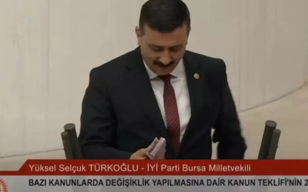 Yüksel Selçuk Türkoğlu: ‘Emeklilere ikinci iş yasağı vicdansızlıktır, bu karardan vazgeçin’