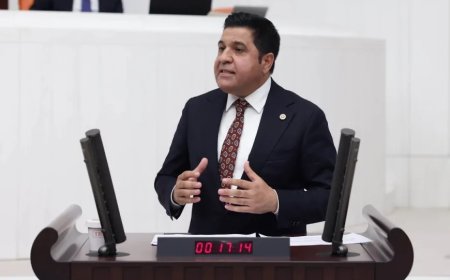 Bülent Kaya: ‘Türkiye borç batağında, yanlış ekonomi politikalarının bedelini millet ödüyor’