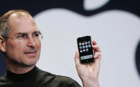 iPhone'un Hayatımızı Değiştiren En Önemli 6 Yönü: Steve Jobs'un Beklemediği Gelecek