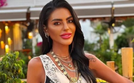 Süreyya Yalçın’dan annesine duygusal veda: ‘Sensiz bir dünyada var olmayı bilmiyorum’