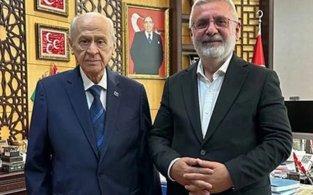 Mehmet Metiner'den Bahçeli'nin Sağlığına Dair Açıklama: 'Sesi Zinde ve Güçlüydü'