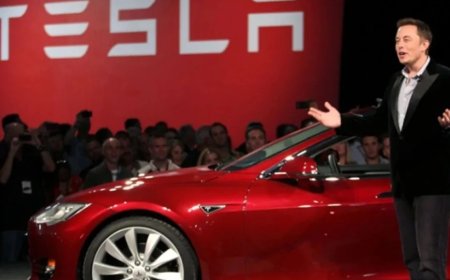 Elon Musk’ın Tesla Hisseleri Yüzde 40 Düştü: Siyaset Yatırımcıları Yabancılaştırıyor Mu?