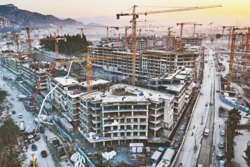 Hatay'da Deprem Sonrası Ekonomi İskenderun'a Kaydı: Antakya Hâlâ Şantiye Alanı