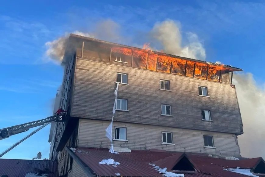 Bolu'daki Otel Yangınında Son Arama Çalışmaları Başladı