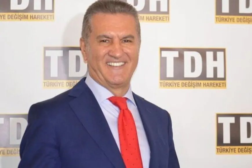 Mustafa Sarıgül'den uçakta karşılaştığı trans bireye: ‘Sizi mutlaka ağırlamak istiyorum’