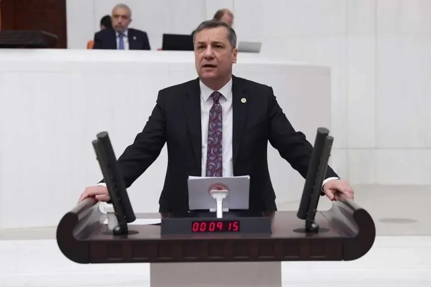CHP’li Özgür Ceylan: 'Düşün milletin yakasından, adalet ve liyakat geri gelsin!'