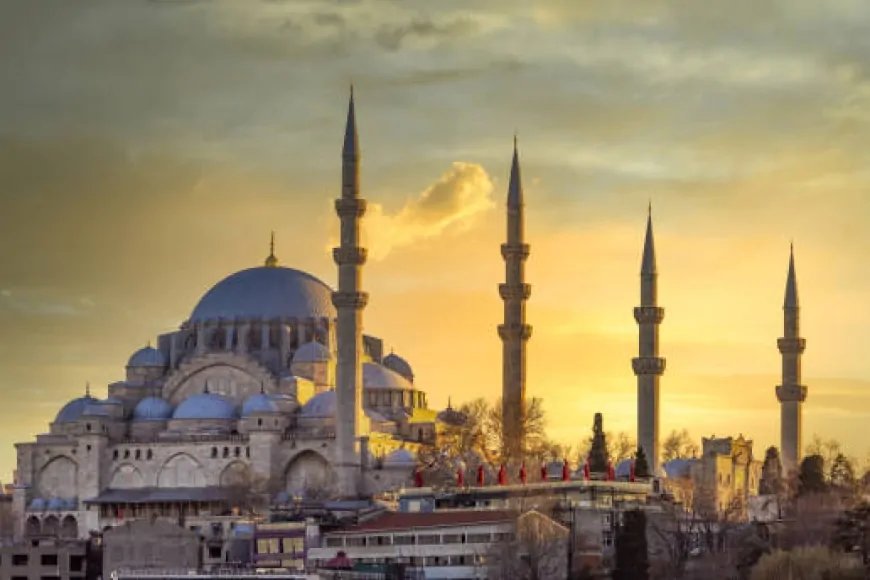 2025 Yılında Kutlanacak Dini Günler Açıklandı: Üç Aylardan Kurban Bayramı'na Tüm Tarihler Belli Oldu