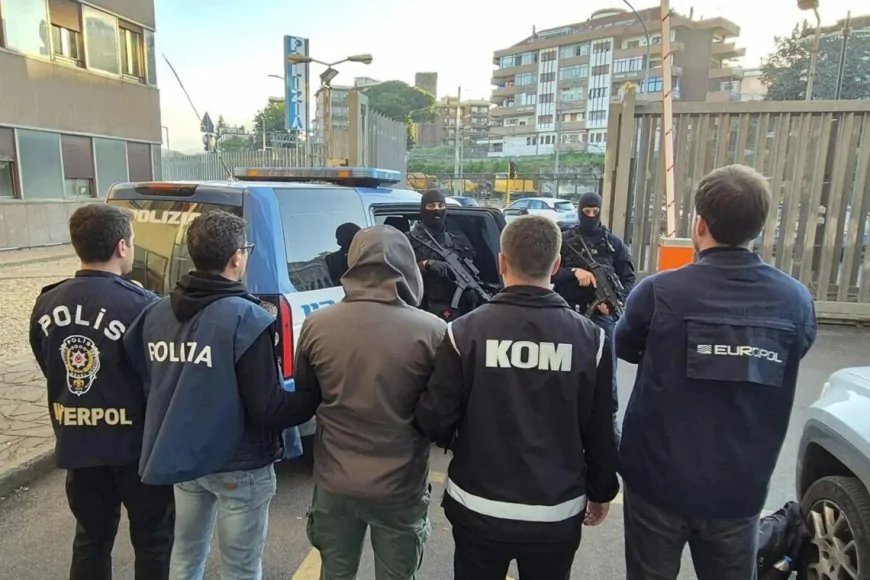 Interpol Destekli Operasyonla Daltonlar Çetesi'nin Liderlerinden İkisi Türkiye'ye Getirildi