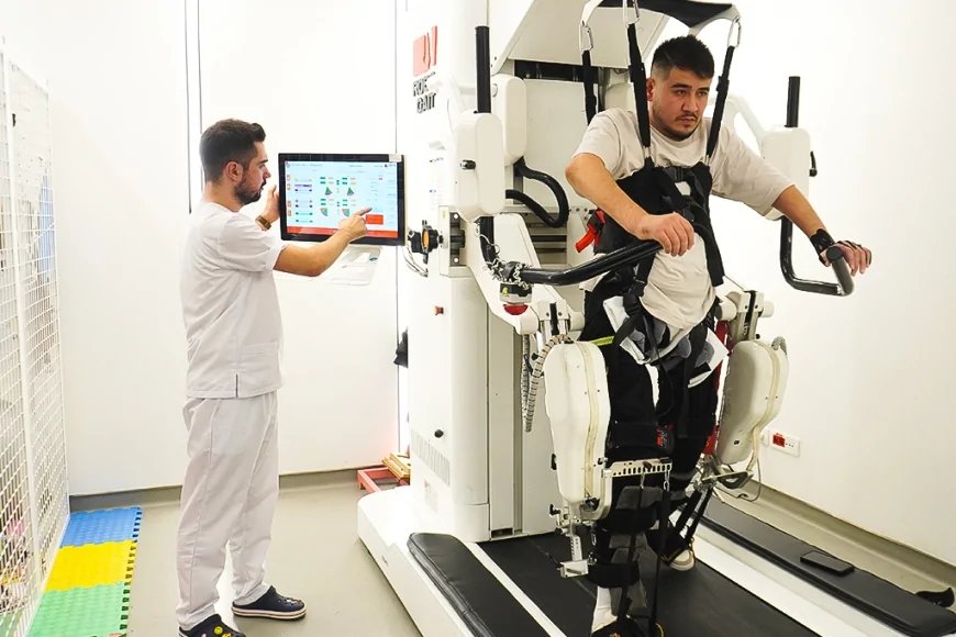 Robotik rehabilitasyon ile felçli hastalar yeniden yürüyebiliyor