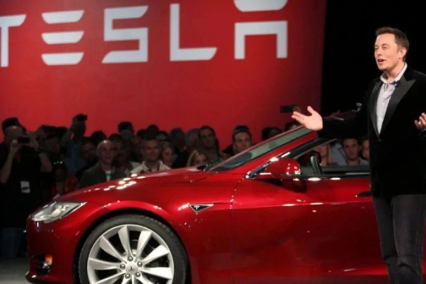 Elon Musk’ın Tesla Hisseleri Yüzde 40 Düştü: Siyaset Yatırımcıları Yabancılaştırıyor Mu?