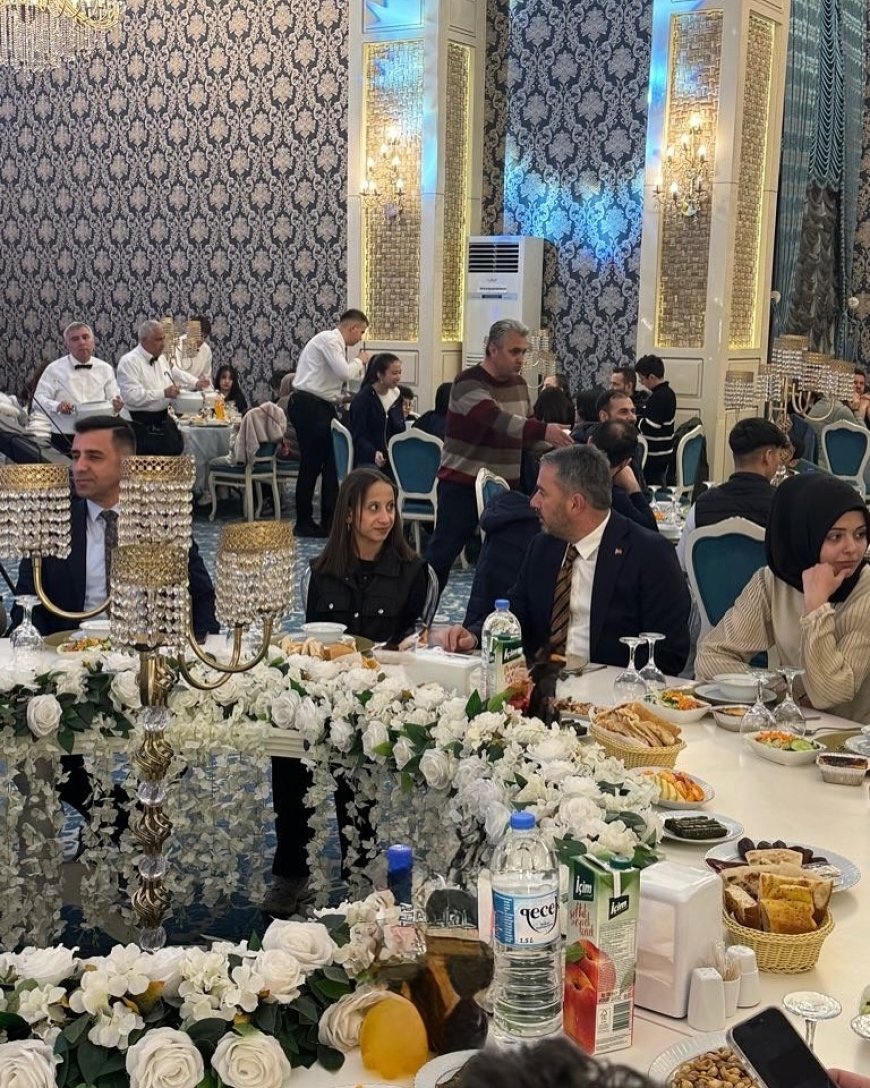 Pursaklar Belediye Başkanı Ertuğrul Çetin, Saray Sevgi Evleri'nde Kimsesiz Çocuklar İçin Düzenlenen İftar Programına Katıldı