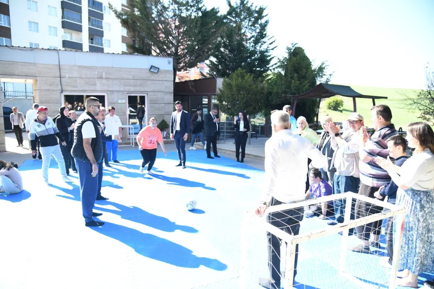 Engelsiz Yaşam Merkezinde Renkli Görüntüler: Ertuğrul Çetin’den Engelliler Haftası Mesajı