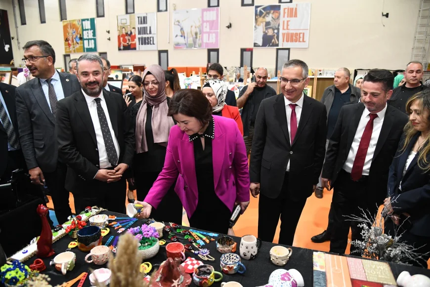 Pursaklar’da El Emeği Sergisi Ziyaretçileri Hayran Bıraktı