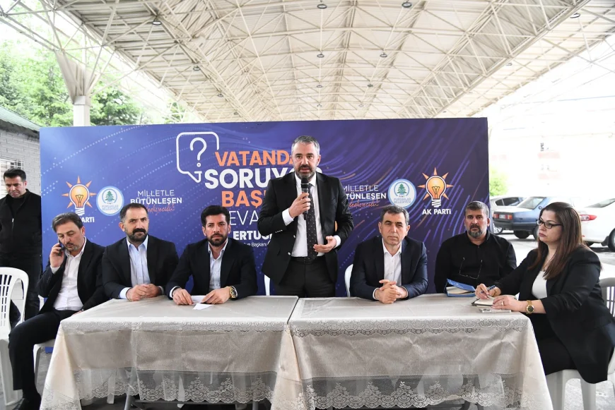 Pursaklar’da ‘Vatandaş Soruyor Başkan Cevaplıyor’ buluşmaları sürüyor: Çetin mahalle halkıyla yüz yüze görüştü